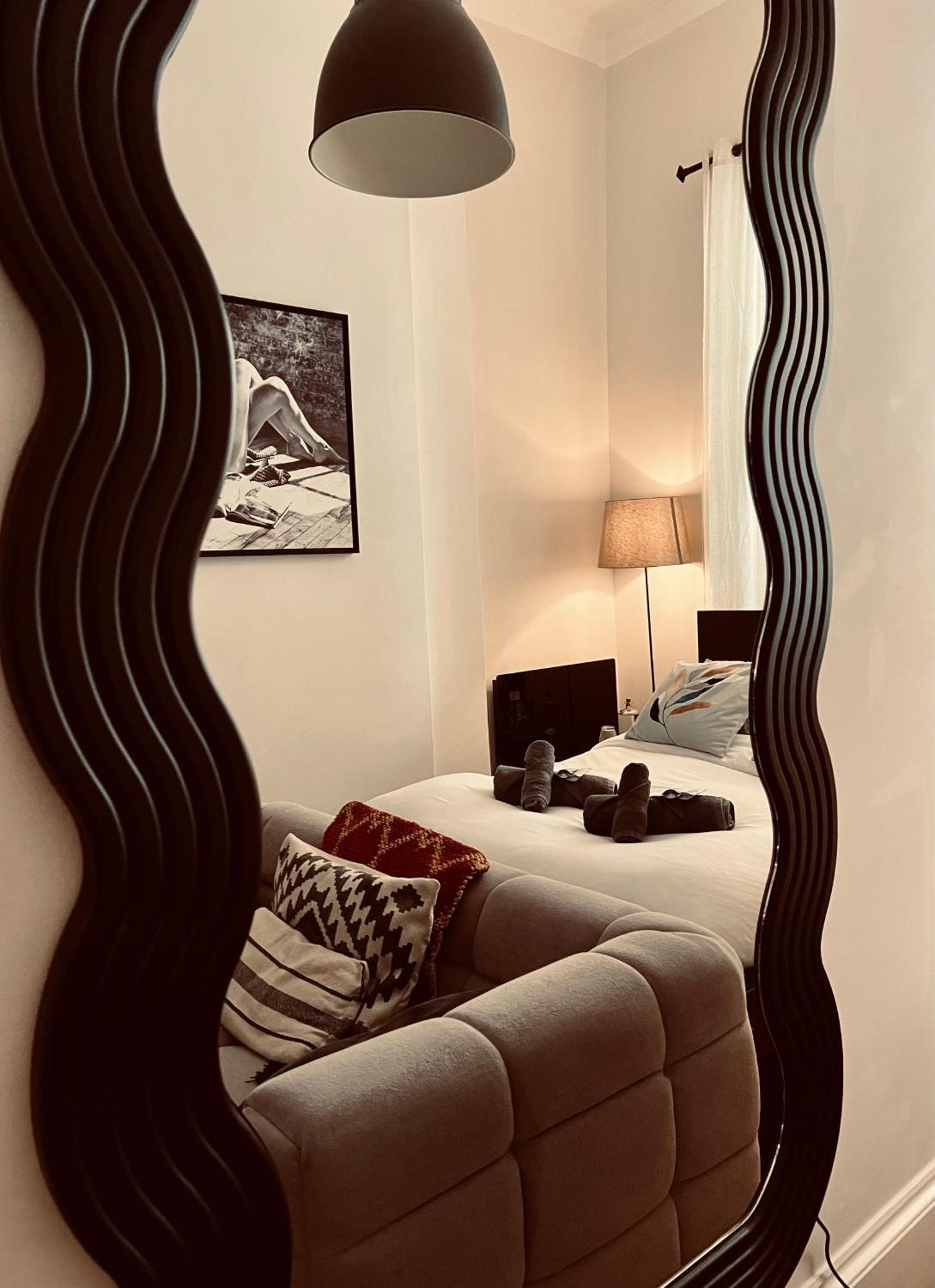 Robert House London